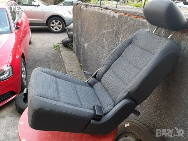 Седалки за Тюран - VW , снимка 3 - Части - 29152801