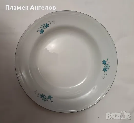 Български порцелан, старото българско качество. Порцеланови чиний 10 броя. , снимка 2 - Сервизи - 49147336