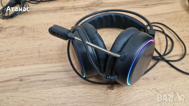 Лот 10 бр. Геймърски лот слушалки (Razer, Logitech, JBL) – Работещи , за ремонт или части!, снимка 9 - Слушалки за компютър - 54346793