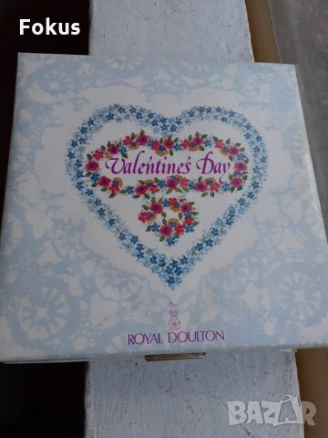 Колекционерска чиния Royal Doulton Valentines Day 1983, снимка 4 - Антикварни и старинни предмети - 35211179