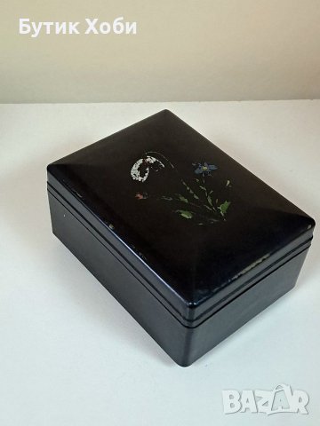 Винтидж кутийка от бакелит/карбонит, снимка 2 - Антикварни и старинни предмети - 39950986