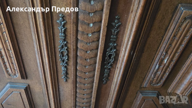 Старинен бюфет с надстройка, снимка 6 - Антикварни и старинни предмети - 54325007