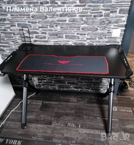 ERK-EDK-R1S Геймърско бюро / Геймърска маса, снимка 3 - Бюра - 31062411
