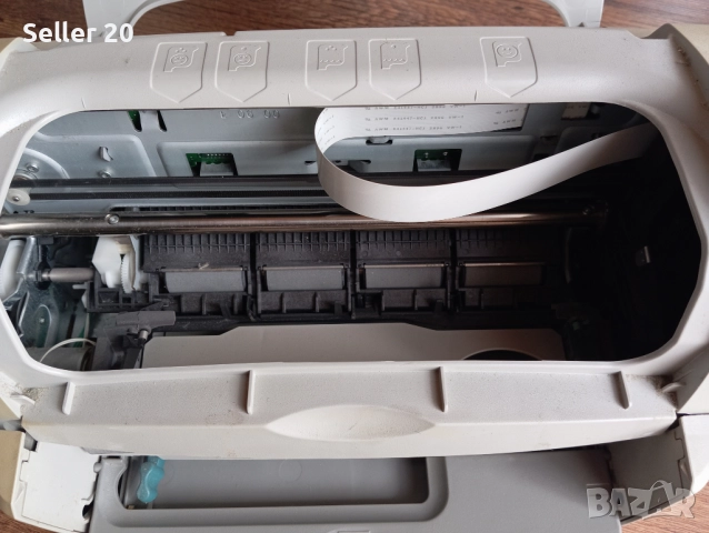 Принтер HP Deskjet 930C цветен и черен печат, снимка 3 - Принтери, копири, скенери - 52035032