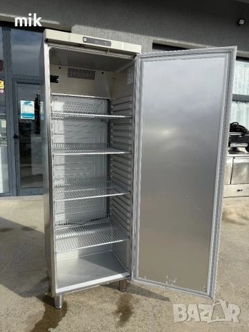 Професионален хладилник Gram - ИНОКС