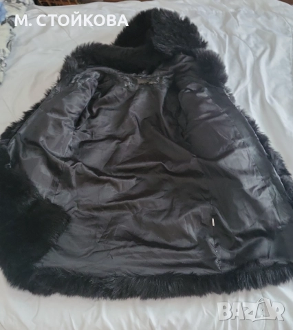 палто с косъм размер XS в черно с качулка, снимка 9 - Палта, манта - 52896657