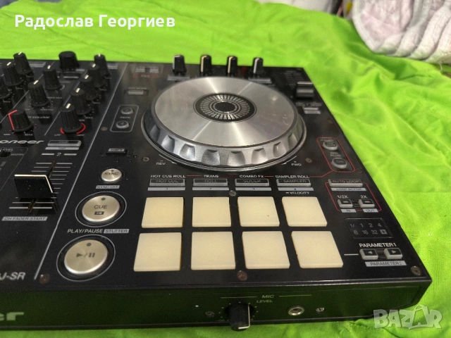 Pioneer DDJ-SR – Serato DJ контролер, отлично състояние, снимка 5 - Други - 53074559