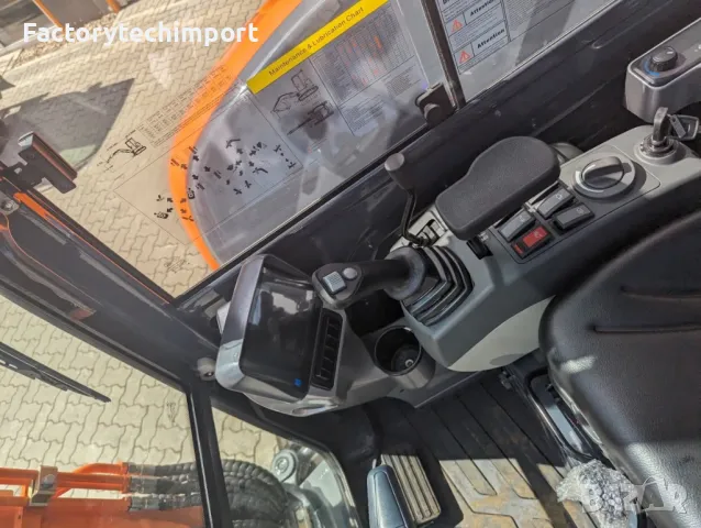 Багер Hytec F40 PRO Minibagger – 3,9 т, снимка 14 - Индустриална техника - 50437169