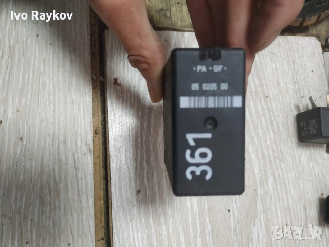 Реле управление на ел. огледала за Audi , 4A0907440 , 361, снимка 4 - Части - 52304887