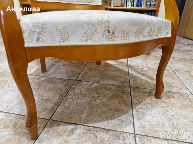 Старинно кресло за дневна, снимка 4 - Дивани и мека мебел - 52955569