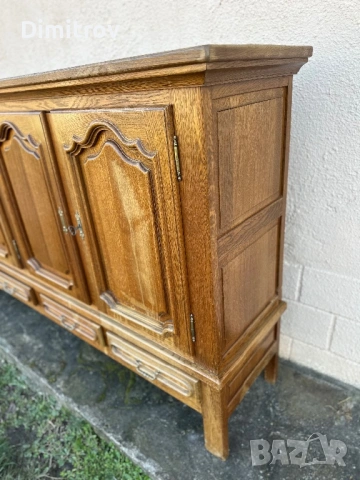 Голям дъбов бюфет – масив + фурнир, 4 врати / 4 чекмеджета, снимка 3 - Бюфети - 53958661
