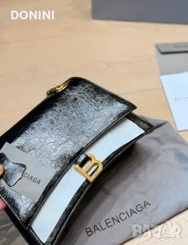 Balenciaga Дамска чанта, кожа, снимка 7 - Чанти - 56028766