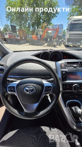 Toyota Corolla Verso 1.6 D4D Дизел 120к.с., снимка 9 - Автомобили и джипове - 50628816