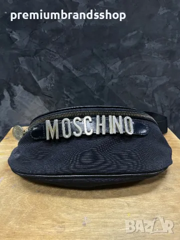Moschino чанта за през кръста 