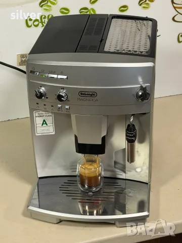 Кафемашина кафе автомат delonghi magnifica с гаранция, снимка 2 - Кафемашини - 55967265