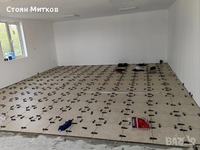 Майстор вътрешни ремонти, шпакловка, боя, полагане на плочки и др.