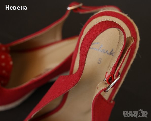 Сандали Червени CLARKS номер 38, нови, снимка 3 - Дамски елегантни обувки - 40570884