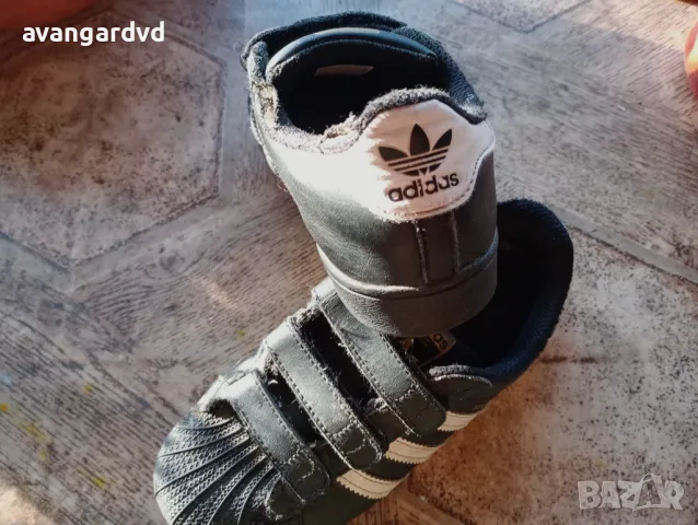 Детски маратонки Adidas, снимка 3 - Детски маратонки - 49766395