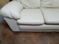 Бял кожен диван, снимка 5