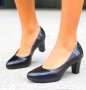 Обувки на ток - черни - E08170, снимка 1 - Дамски обувки на ток - 37530048