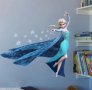 Елза и снежинки ледено замръзналото кралство Frozen стикер лепенка за стена самозалепващ