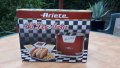 Хот дог тостер Ariete 650w в ретро дизайн за 2бр хот дог , затопля хлебчета , червен цвят , снимка 4
