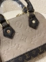 чанта Louis Vuitton , снимка 3