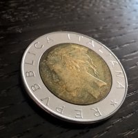 Монета - Италия - 500 лири | 1982г., снимка 2 - Нумизматика и бонистика - 32065543