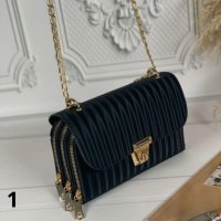 Елегантна дамска чанта с 3 прегради в луксозен дизайн , снимка 5 - Чанти - 44372148