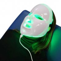 Козметична Led маска за лице със светлинна терапия, фотодинамична терапия, акне, бръчки, снимка 13 - Козметични уреди - 37601981
