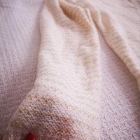 Бял пуловер, М размер, снимка 3 - Блузи с дълъг ръкав и пуловери - 30383069