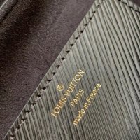 Louis Vuitton Twist MM, снимка 5 - Чанти - 38378195