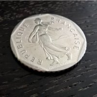 Монета - Франция - 2 франка | 1982г., снимка 3 - Нумизматика и бонистика - 29306013