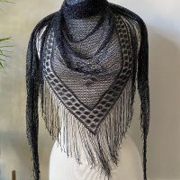 Черен, дантелен шал с ресни, снимка 4 - Шалове - 40004430