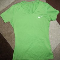 Тениски NIKE   дамски,М-Л, снимка 3 - Спортни екипи - 29524835