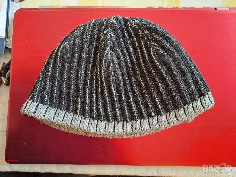 Зимна шапка, снимка 1