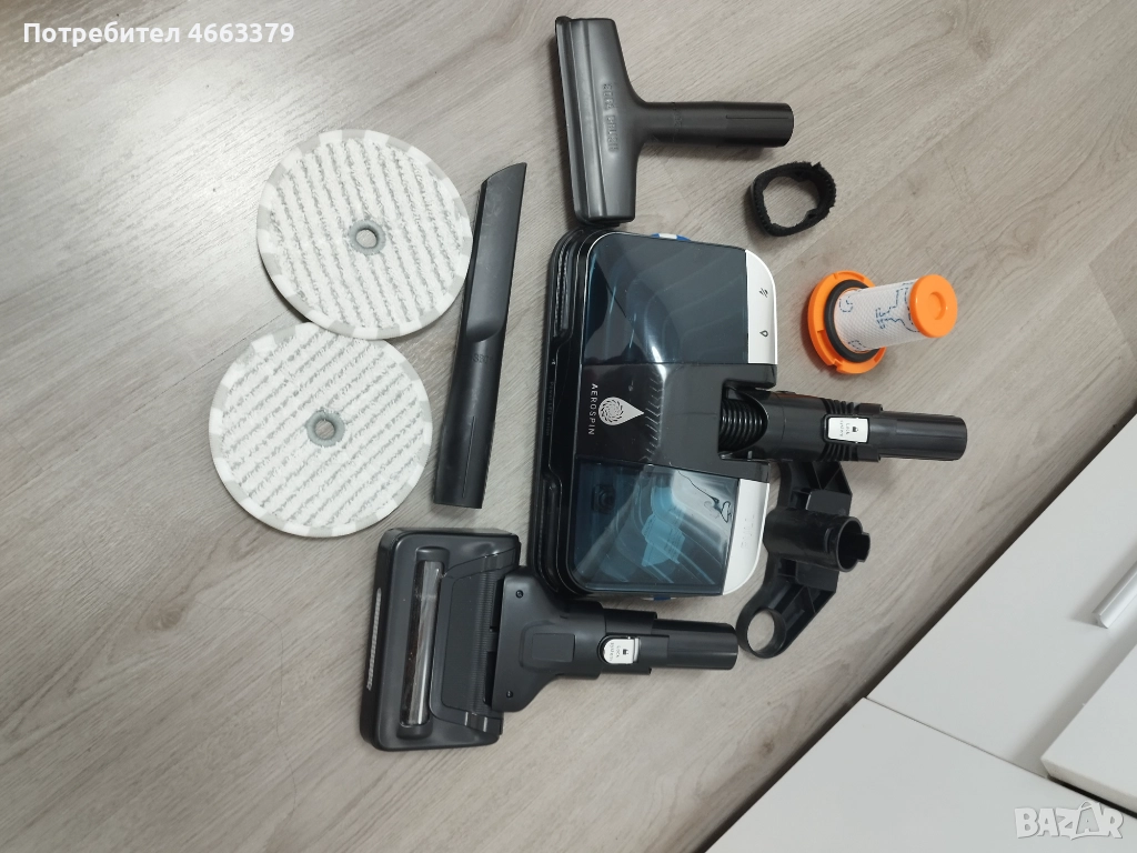 Вертикална прахосмукачка с мокро почистване, използвана, снимка 1