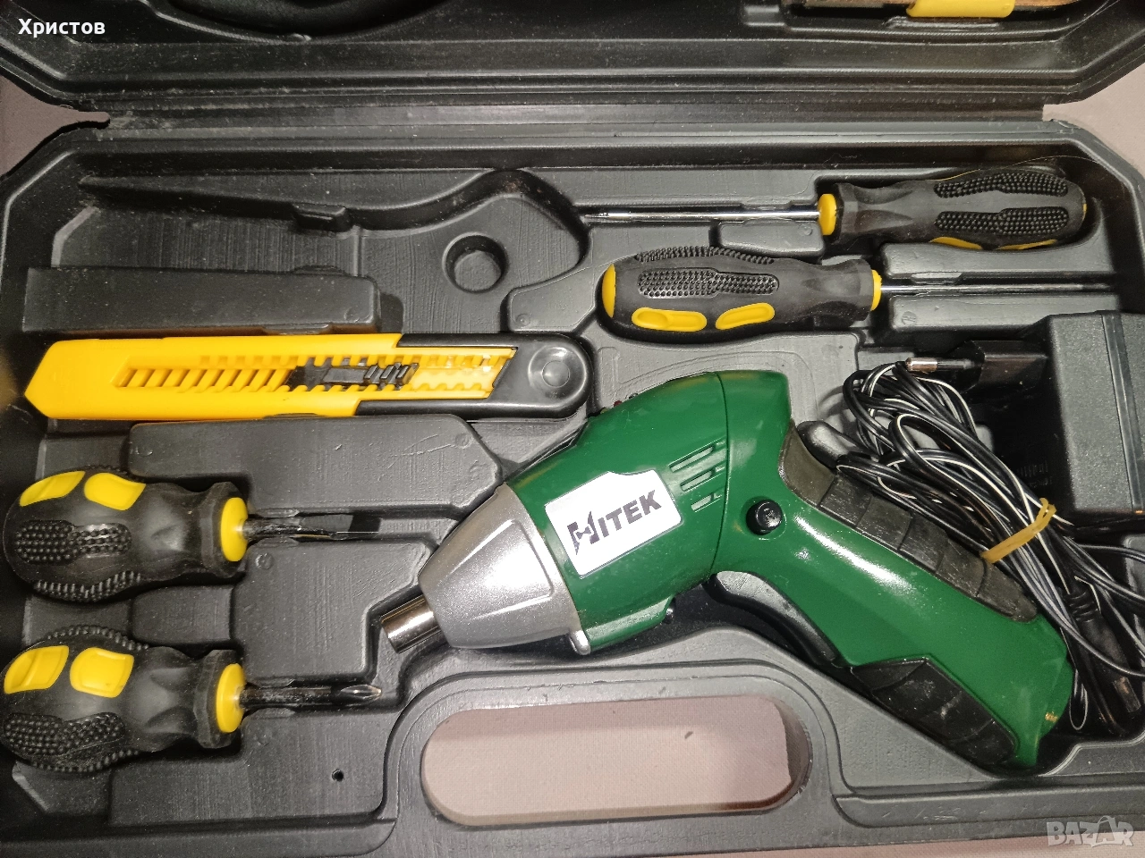 Комплект инструменти, включващ акумулаторен винтоверт с марка Hi-Tek, снимка 1