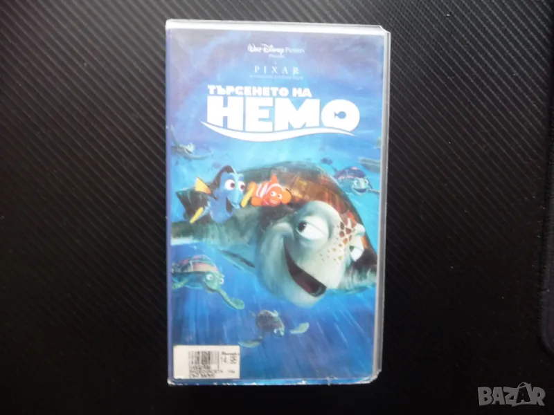 Търсенето на Немо VHS филм Дисни Disney Pixar рибки акули аквариум, снимка 1