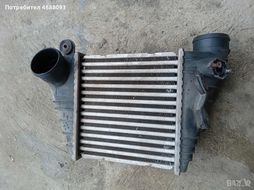 Интеркулер за Волксваген Голф 4 1.9 дизел 90к.с 2000г, снимка 1