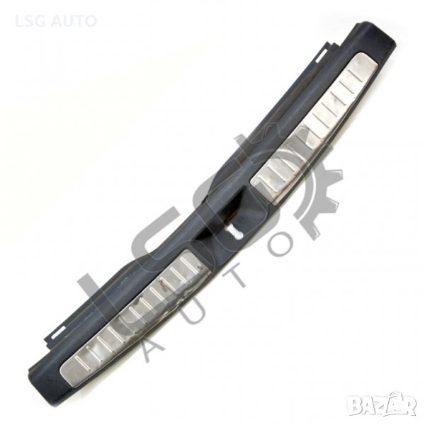 Интериорна пластмаса багажник Toyota Avensis II 2003-2009 ТА201020N-242, снимка 1