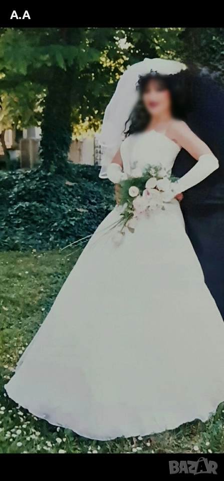 Булчинска рокля с обръчи, снимка 1