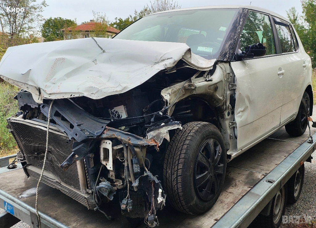 Skoda Fabia 1.6 TDi НА ЧАСТИ, снимка 1