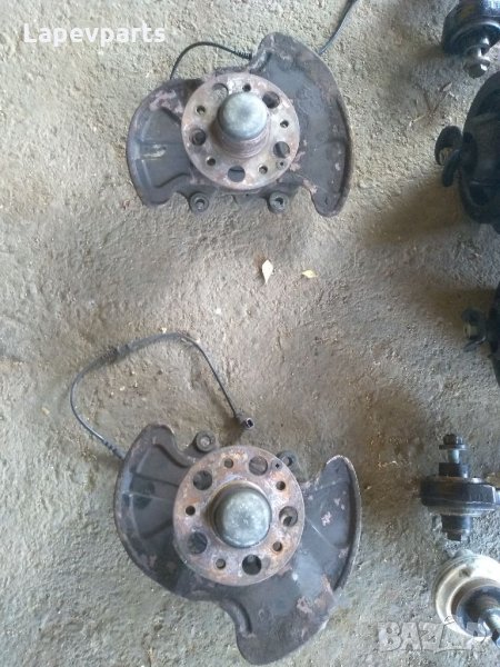 Шенкел преден Mercedes C class C220 CDI W203 Мерцедес , снимка 1