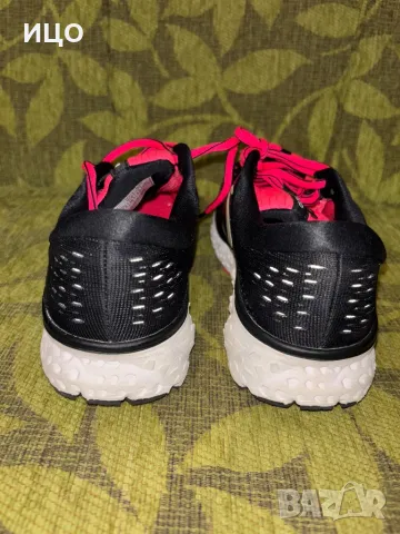 Дамски маратонки Brooks Glycerin 16, снимка 6 - Маратонки - 49550049