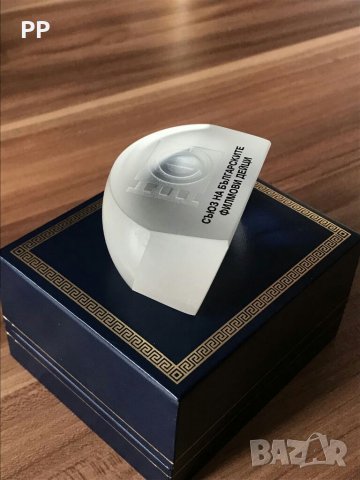 Кристален плакет, преспапие, лупа , снимка 2 - Други ценни предмети - 35441771