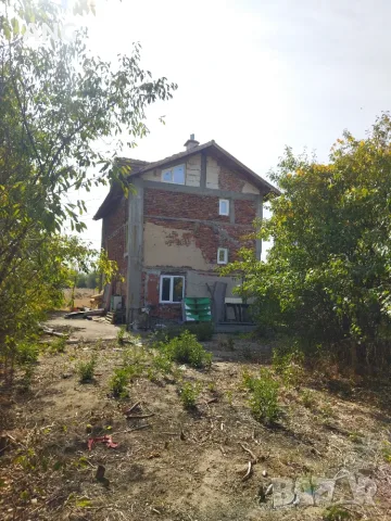 Продава къща близо до гр.София с 1 дк.двор , снимка 5 - Къщи - 56425174