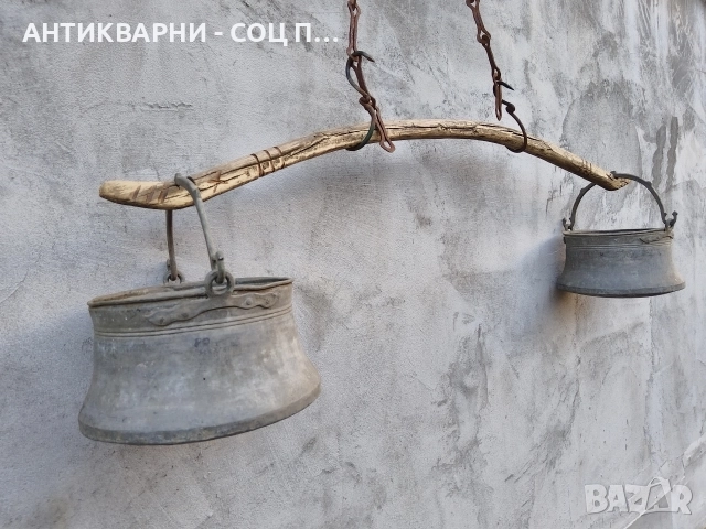 Комплект Стара Дървена Кобилица + Стари Ковани Медни Менци, Котли / 2 х 12 Литра. , снимка 3 - Антикварни и старинни предмети - 52553372