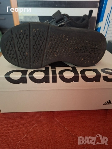 Adidas номер 28, снимка 3 - Детски маратонки - 52549117
