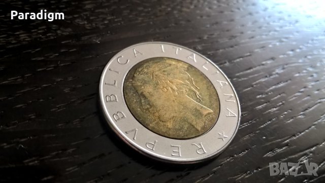 Монета - Италия - 500 лири | 1982г., снимка 2 - Нумизматика и бонистика - 32065543